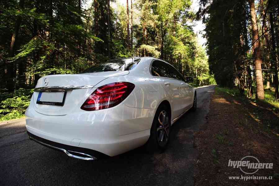 Prodám Mercedes Benz C180 NOVÝ v ČR 1. majitel TOP STAV - foto 3
