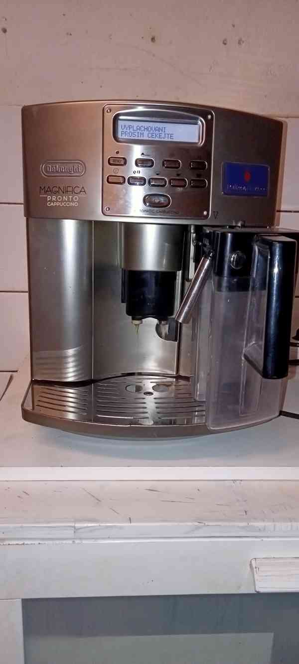 Prodám kávovar DeLonghi ESAM4500 Magnifica Pronto Cappuccino - foto 3