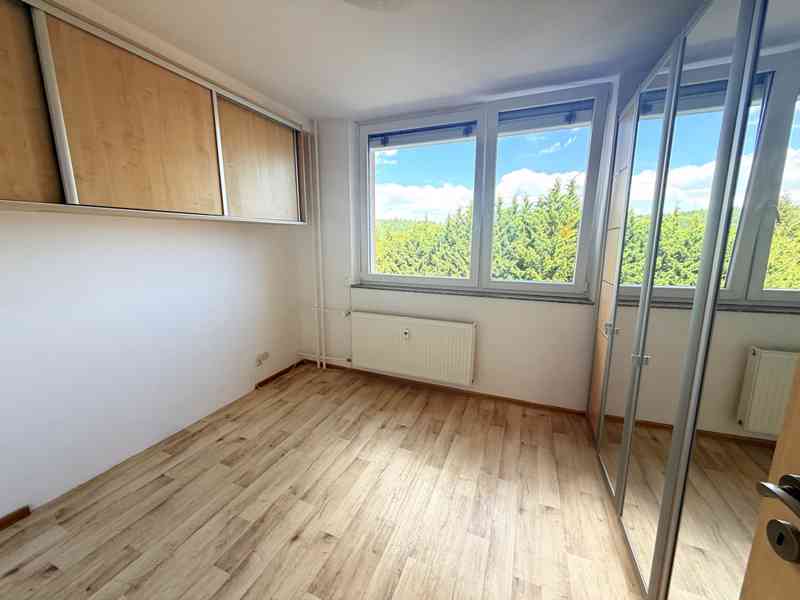 PRONÁJEM BYTU 3+KK/3+1 SE ZASKLENOU LODŽIÍ,  BRNO - KOMÍN - foto 9