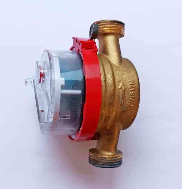 Vodoměry na studenou a teplou vodu, plně funkční  - foto 9