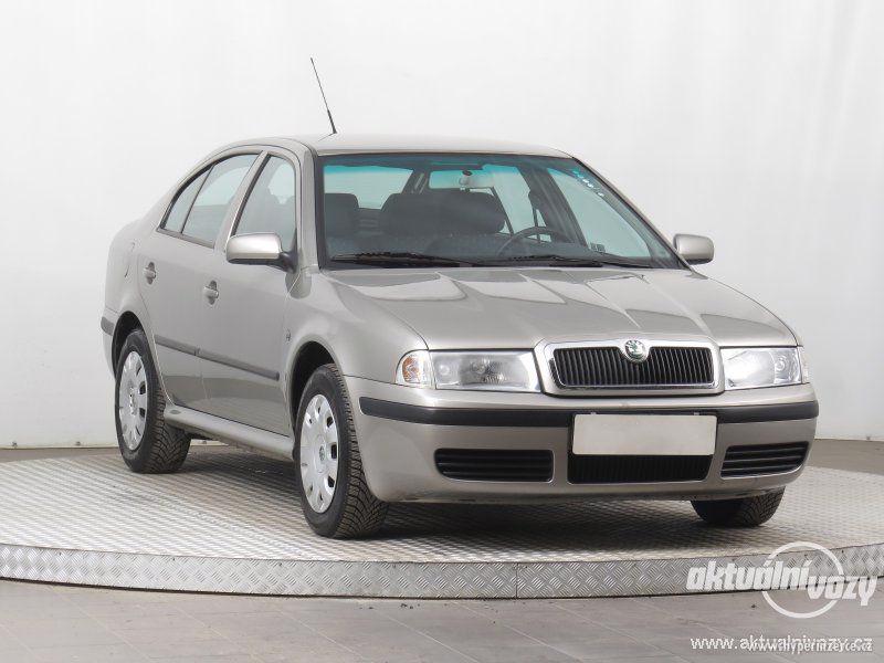 Škoda Octavia 1.6, benzín,  2010 - foto 1