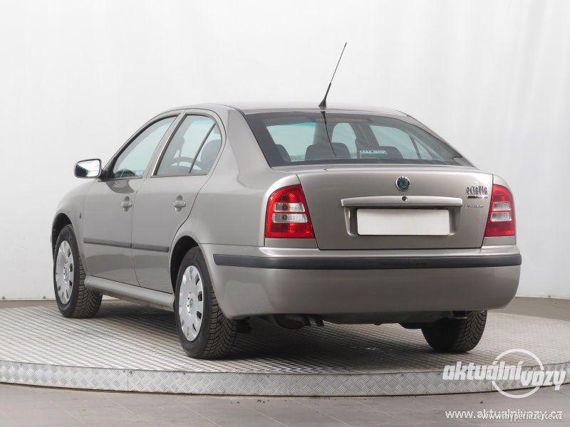 Škoda Octavia 1.6, benzín,  2010 - foto 15