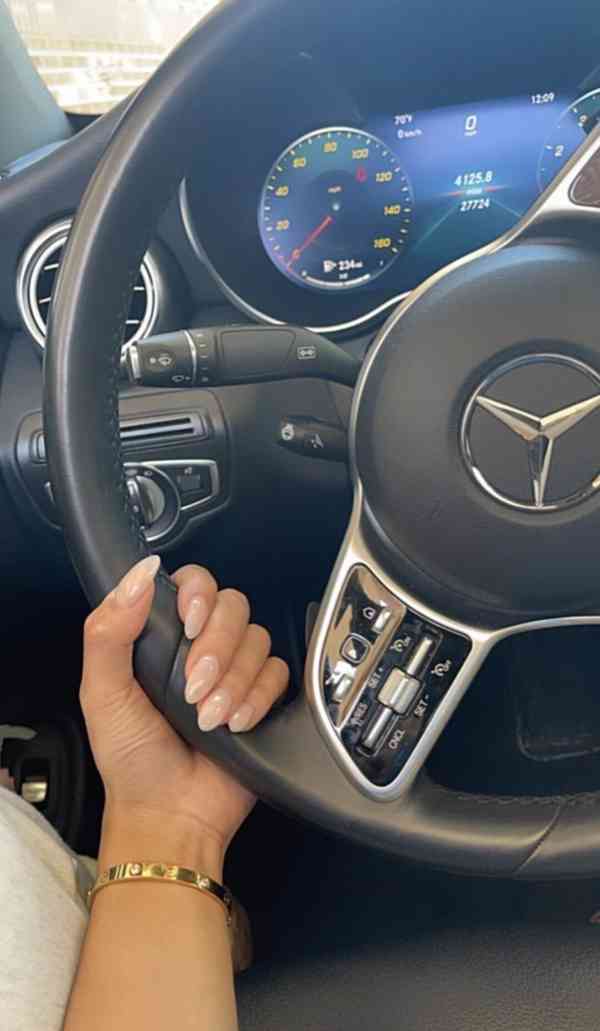 Nabídka práce - foto 2