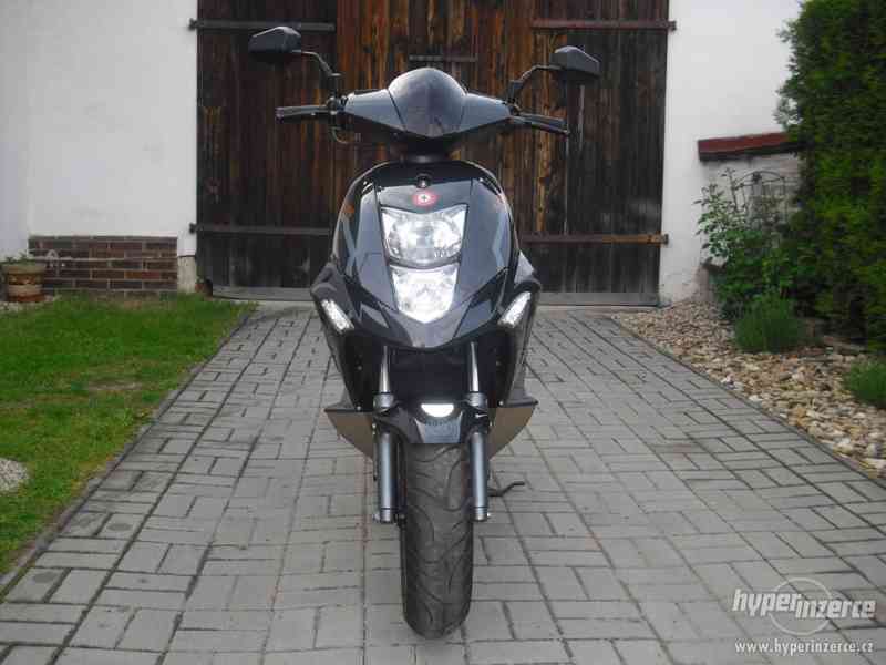 Skůtr CPI Aragon 50 - foto 2