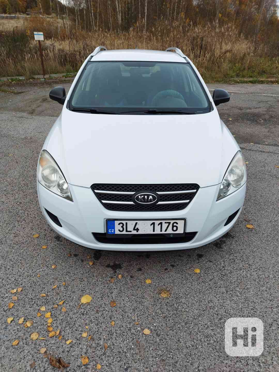 Kia Cee'd SW 1,4 - foto 1