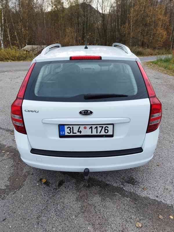 Kia Cee'd SW 1,4 - foto 3