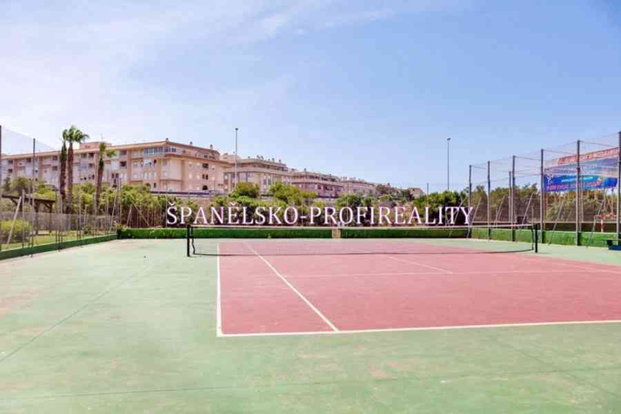 Španělsko,Torrevieja, Parque las Naciones 3kk - foto 18