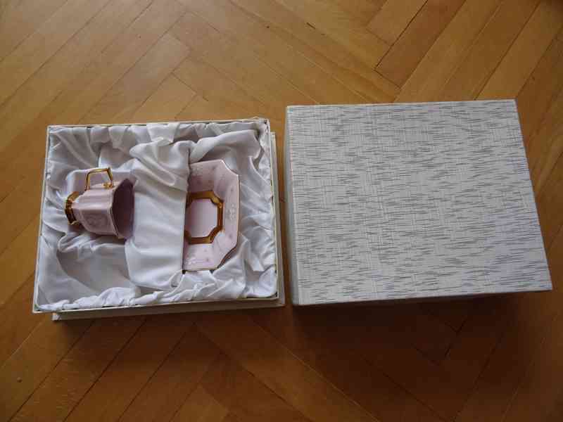 Kávový hrneček v orignálním balení, 60. léta, karlovarský p. - foto 2