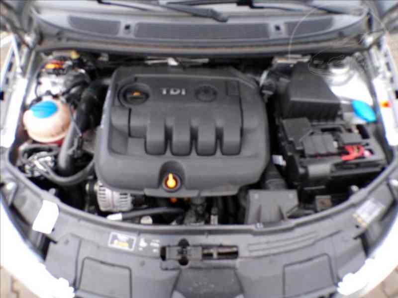 Škoda Fabia 1,9 TDI ELEGANCE - foto 12