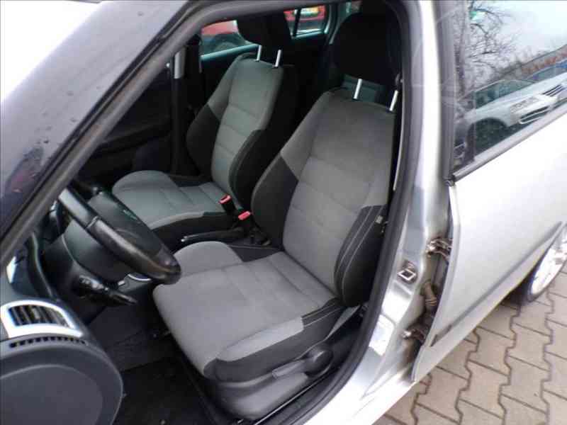 Škoda Fabia 1,9 TDI ELEGANCE - foto 7