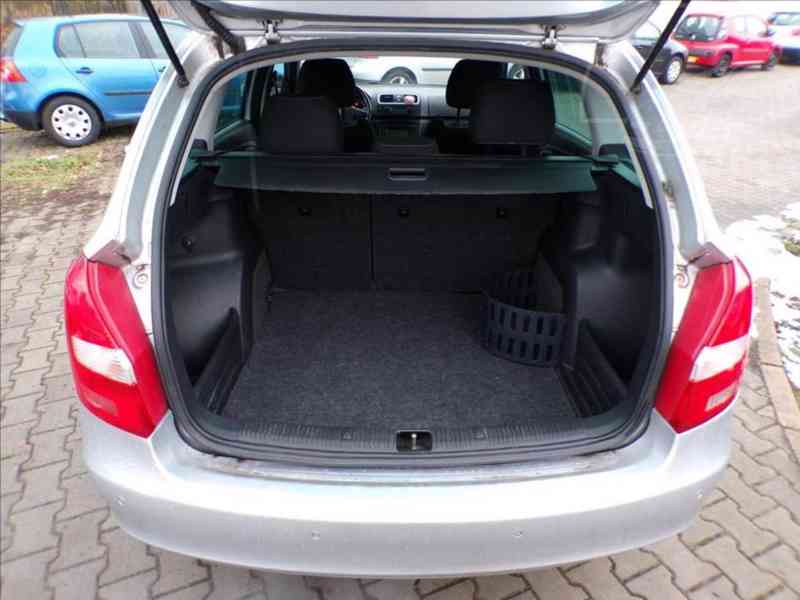 Škoda Fabia 1,9 TDI ELEGANCE - foto 9