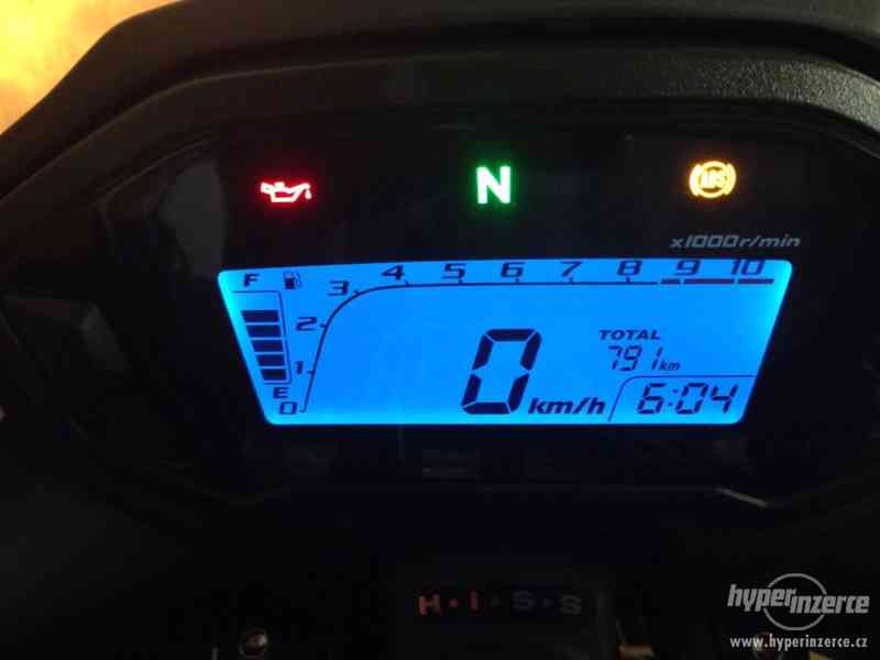 Zánovní Honda CB 500 F, najeto jen 800km, 9/2015!! - foto 2