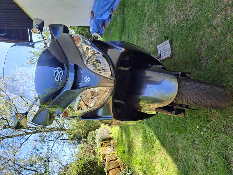 Suzuki Burgman 350 - foto 2