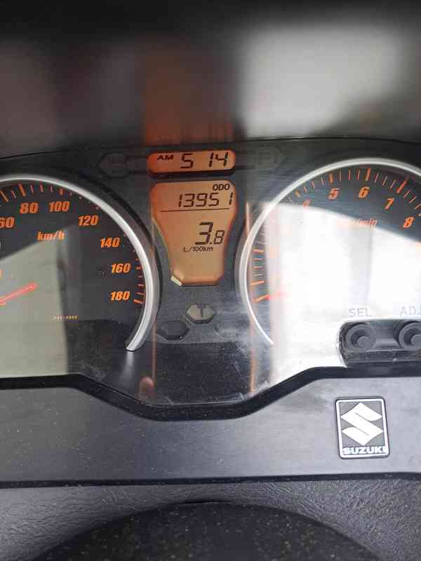 Suzuki Burgman 350 - foto 12