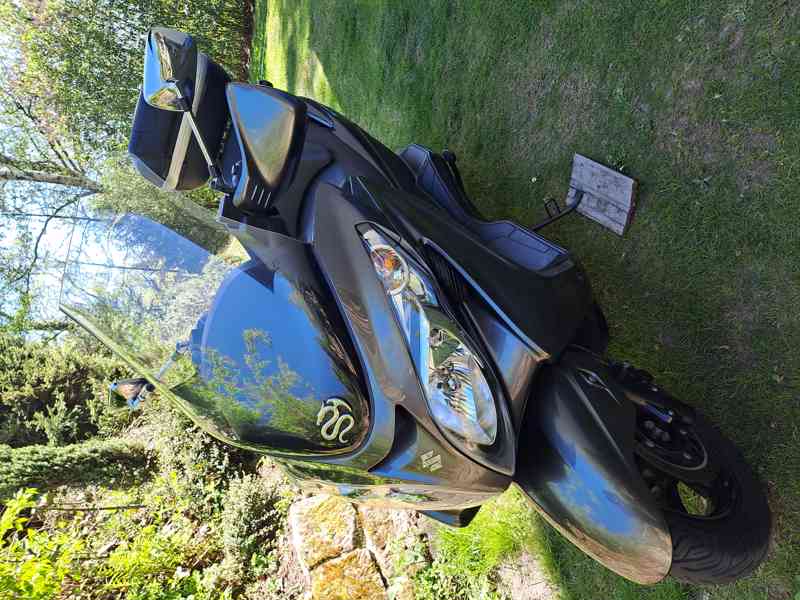 Suzuki Burgman 350