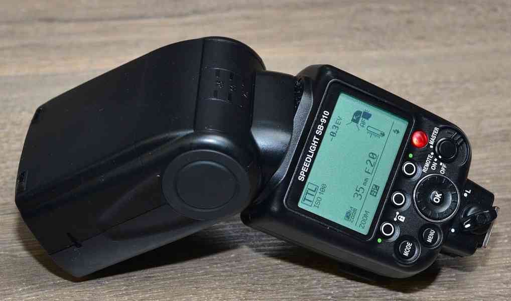 Blesk: Nikon SPEEDLIGHT SB 910 *Master/Slave* - foto 5