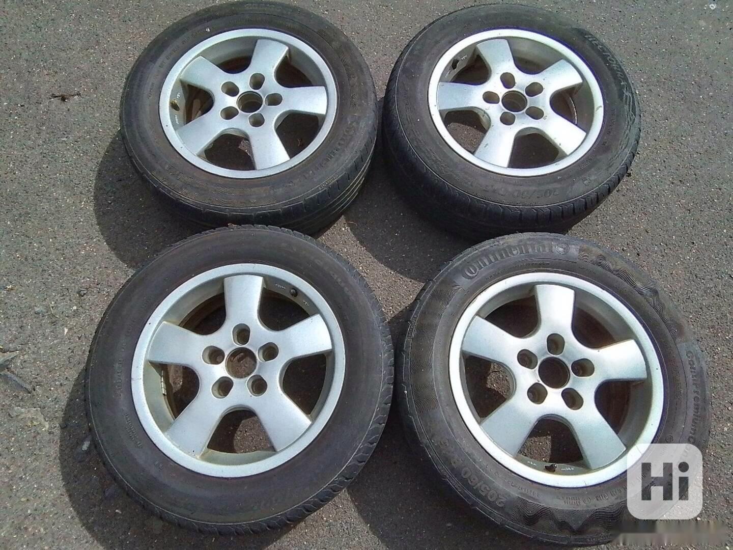 VW Transporter T4 Alu kola - foto 1