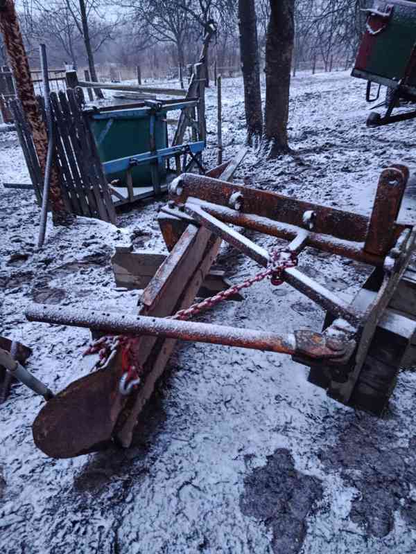 Sněhová radlice za traktor - foto 5