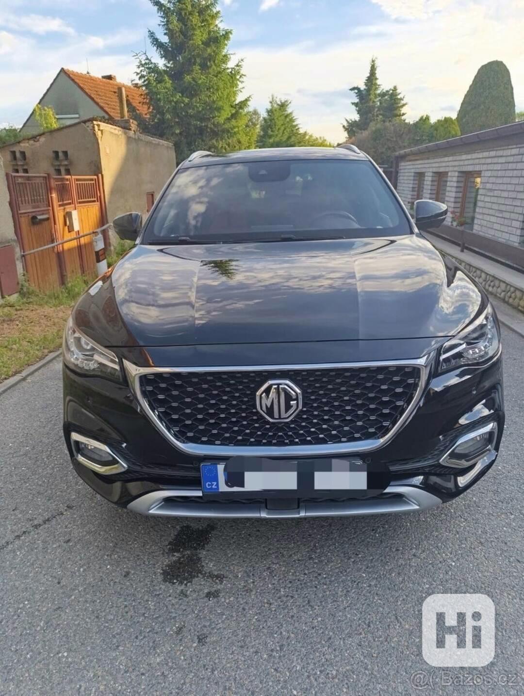MG HS 1,5   TGI Exlusive / prosinec 2023 - foto 1