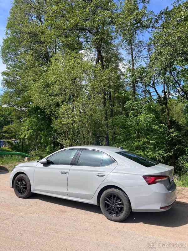 Škoda Octavia 2,0   TDI, 110 kw - top selection - foto 3