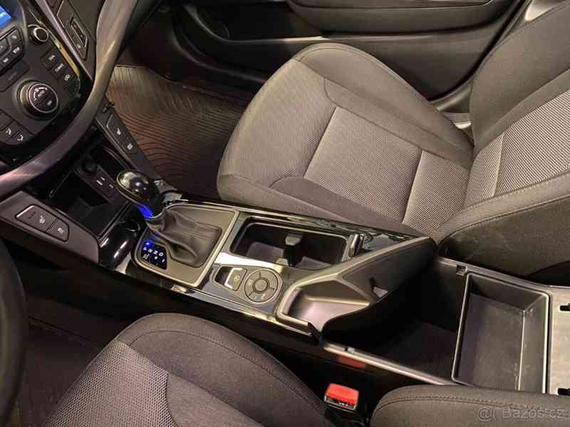Hyundai i40 1,6 CRDi 100W Success DCT kombi;1.majitel;záruka - foto 4