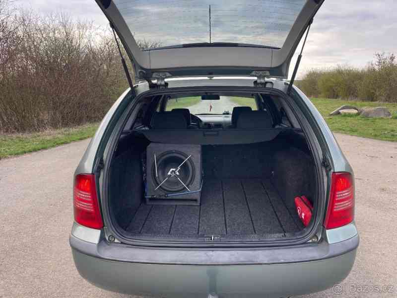 Škoda Octavia 1,9   1 4x4 - foto 4