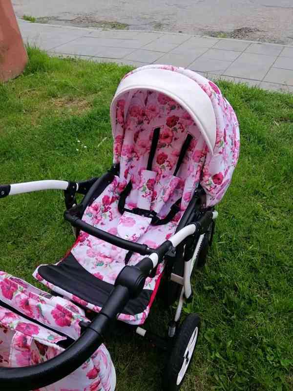 Kočárek BabyLux + zimní fusak  - foto 2