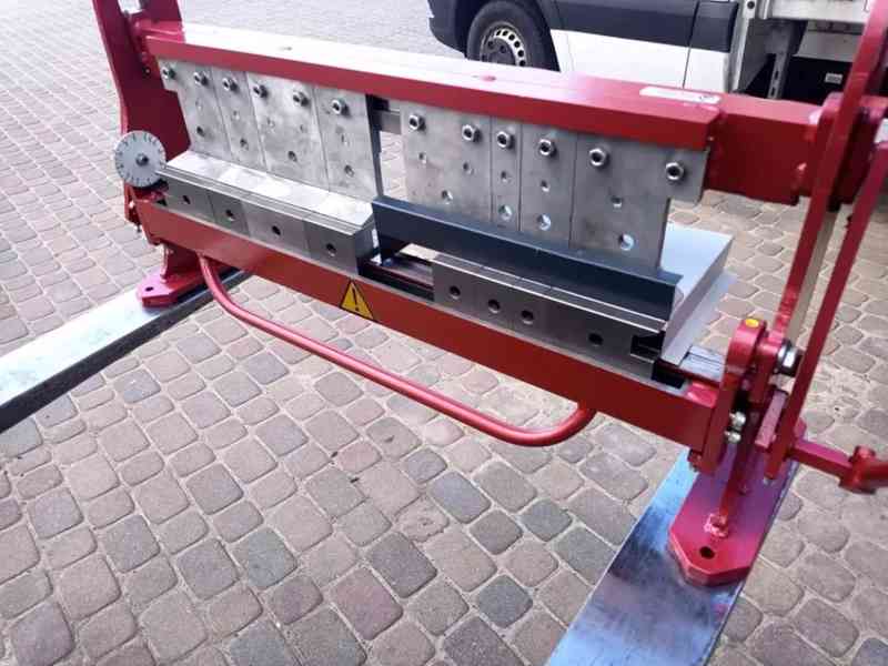 Mini segmentová ohýbačka plechu  SGR 650/1 - foto 7