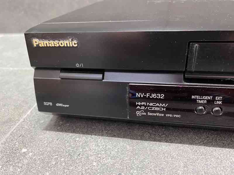 Panasonic NV-FJ632 videorekordér VHS, vysoký model  - foto 2