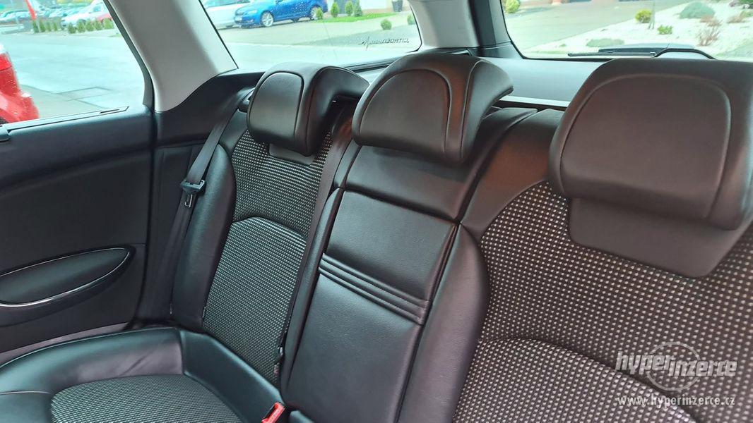 Citroën C5 Tourer 2.2 150kW Diesel, automat, kůže, tažné, .. - foto 10