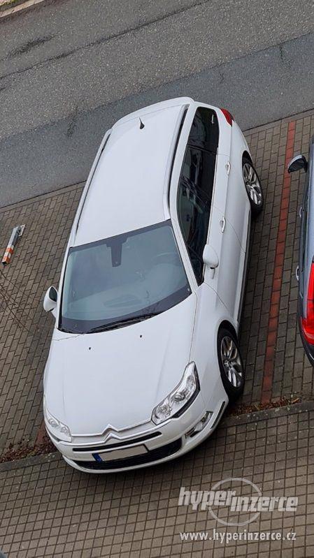 Citroën C5 Tourer 2.2 150kW Diesel, automat, kůže, tažné, .. - foto 19