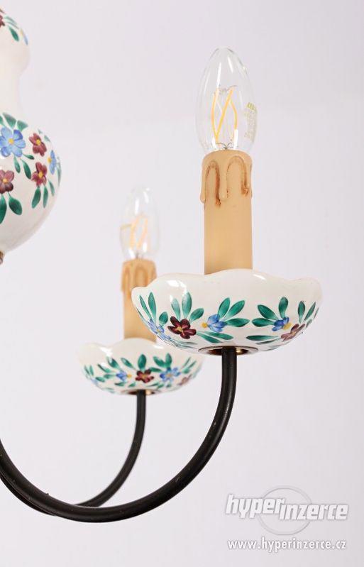 Malovaný porcelánový lustr. Pětiramenný - foto 3