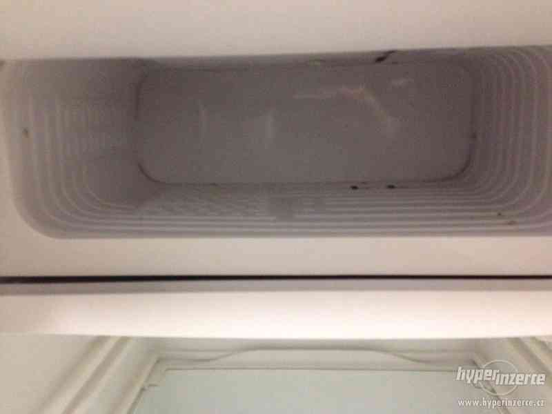 Malá lednice s mrazničku Beko se zárukou - foto 6