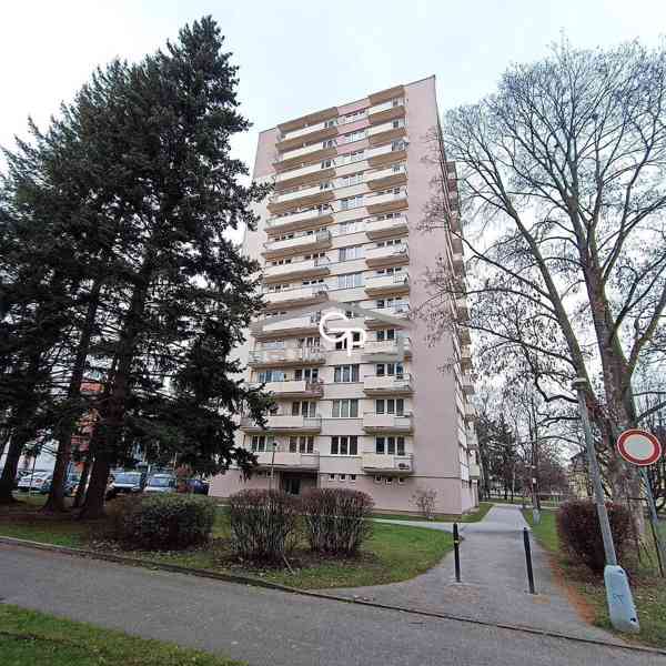 Prodej bytu 2+1 s bal. v OV, ul. Čéčova, Č. Budějovice - foto 22