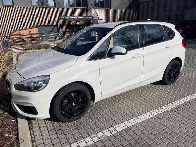 BMW 218i Active Tourer 2015 - foto 1