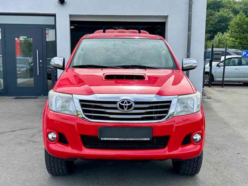 Toyota Hilux Double Cab 4x4 Aut. 126kw - foto 8