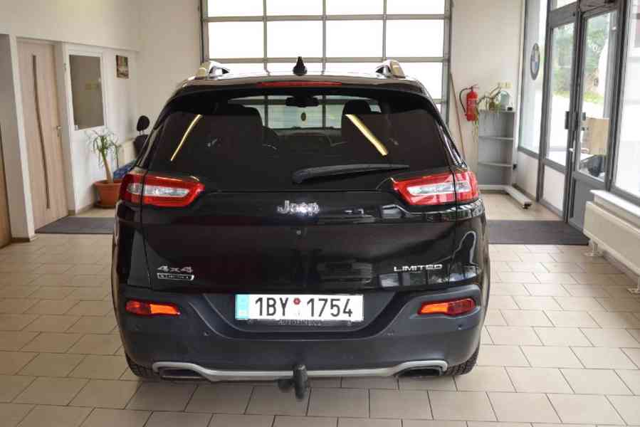 Jeep Cherokee 2.2M-jet/4x4/AT/147kW - foto 4