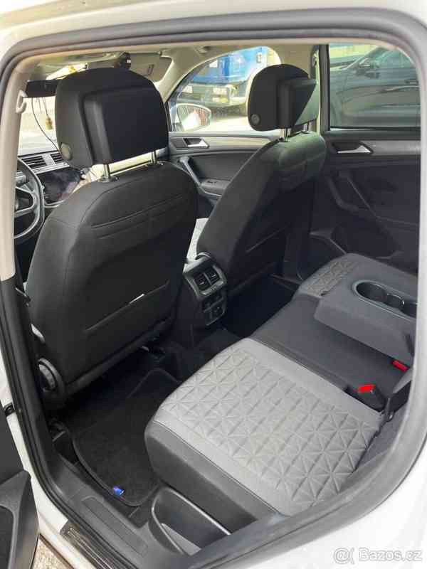 Volkswagen Tiguan 1,5 TSI 129 KW r.v.2021,75000 km - foto 11