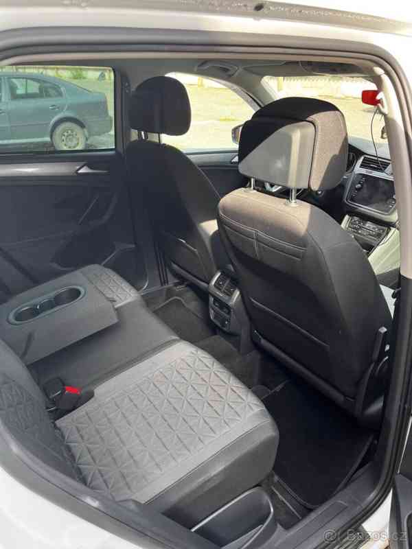 Volkswagen Tiguan 1,5 TSI 129 KW r.v.2021,75000 km - foto 10