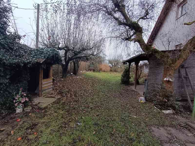 Pronájem bytu v rodinném domě - foto 3