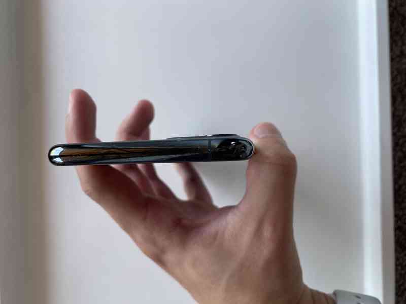 iPhone 11 Pro Max 64 GB - Top stav - foto 5