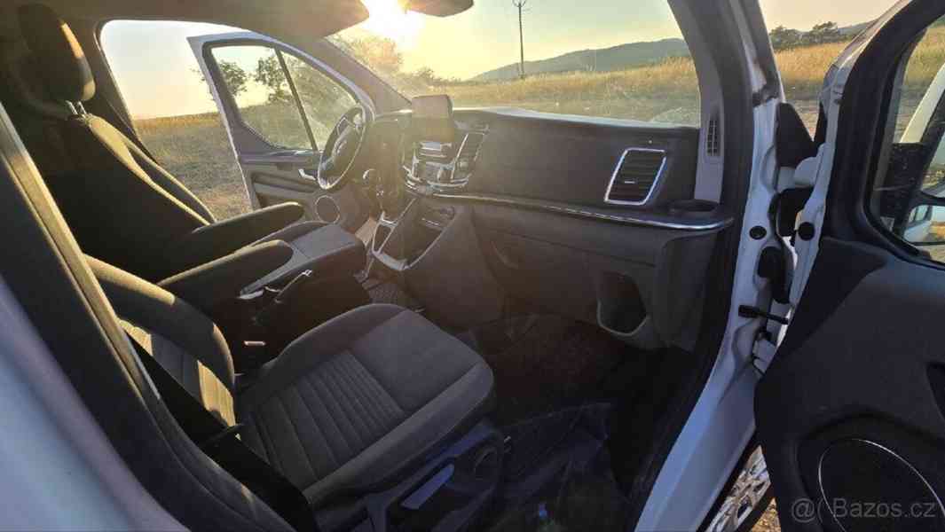 Ford Tourneo Custom 2,0   L2 prodloužený - foto 5