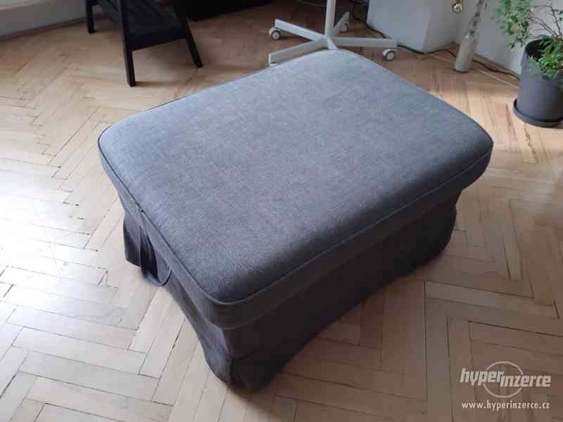 Pohovka (gauč) Ikea EKTORP + taburet EKTORP - foto 6