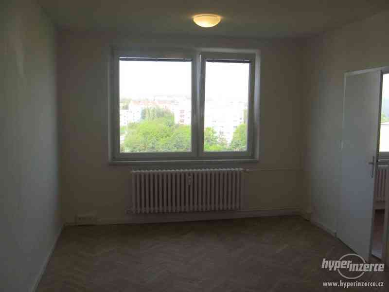 Pronajmu byt 1+1 Opálkova Brno Bystrc 45 m2 - foto 5