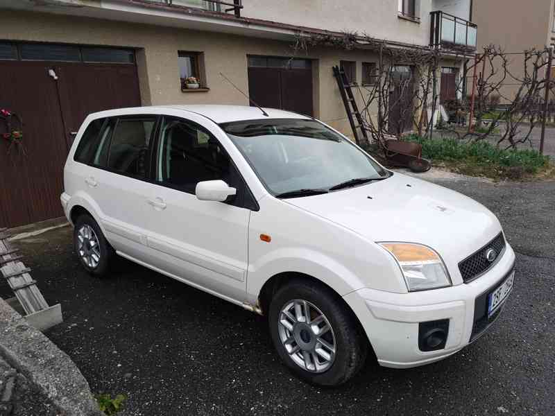 Ford Fusion 1,4 v naftě  - foto 1