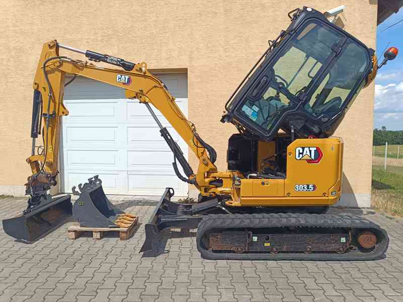 Minibagr CAT 303,5 CR 07A - r.v. 2022 - klima - foto 4