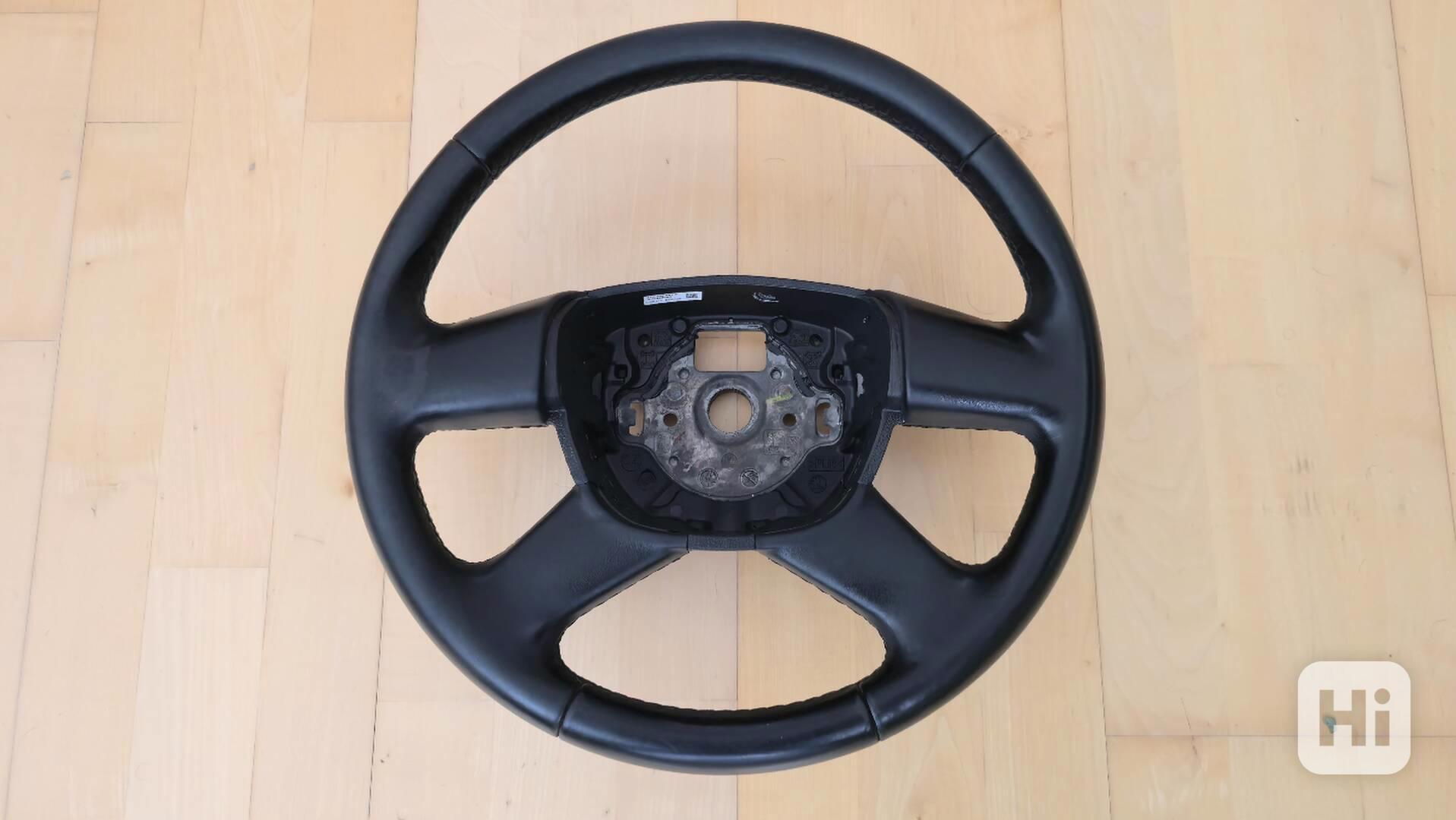 Volant Škoda 4ramenný kožený - foto 1