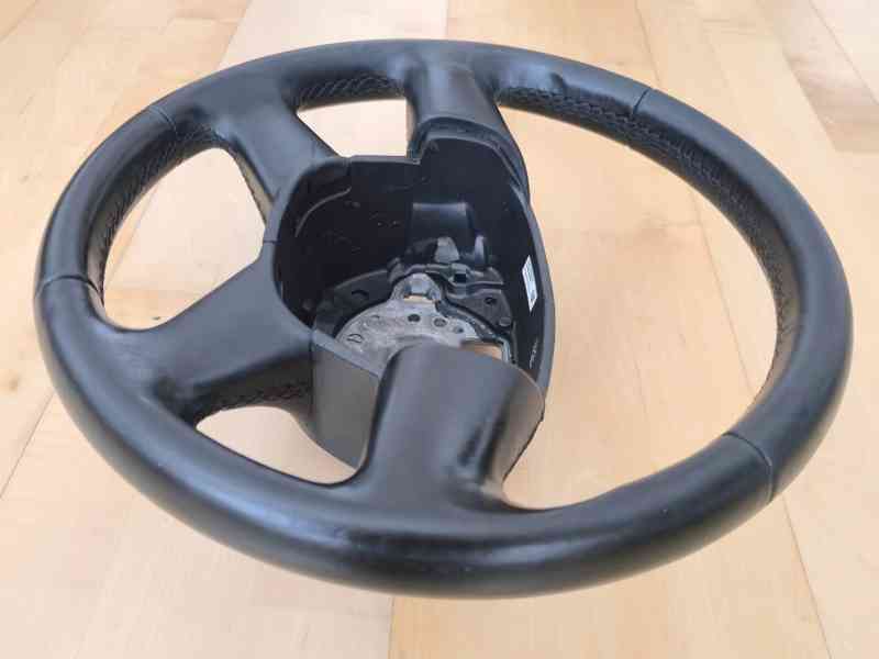 Volant Škoda 4ramenný kožený - foto 5