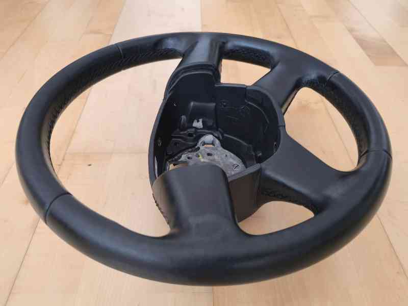 Volant Škoda 4ramenný kožený - foto 6