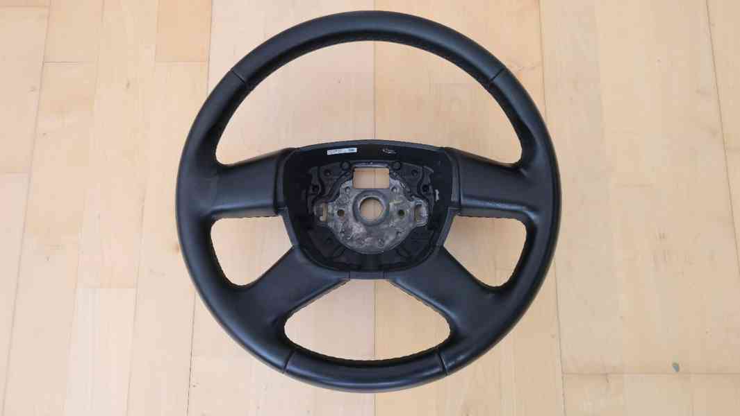 Volant Škoda 4ramenný kožený - foto 1